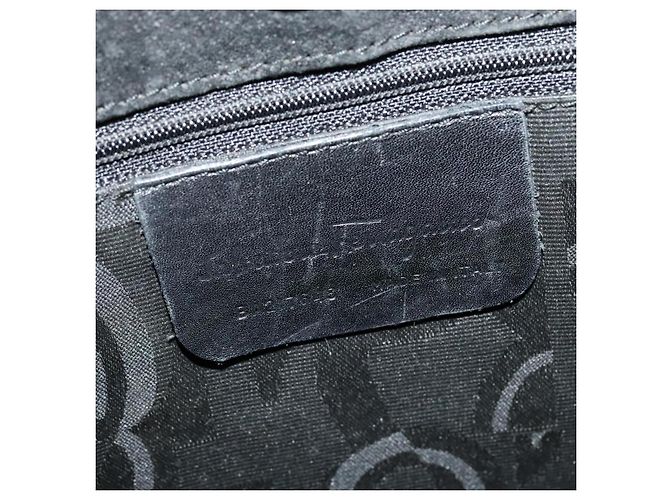 Borsa a Spalla Salvatore Ferragamo in Camoscio Marrone Scuro Auth 125799 - vista 11