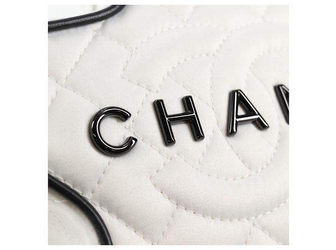 CHANEL Schultertasche Star Chain Satin Weiß Gold CC Auth 125991SM Golden - Ansicht 19