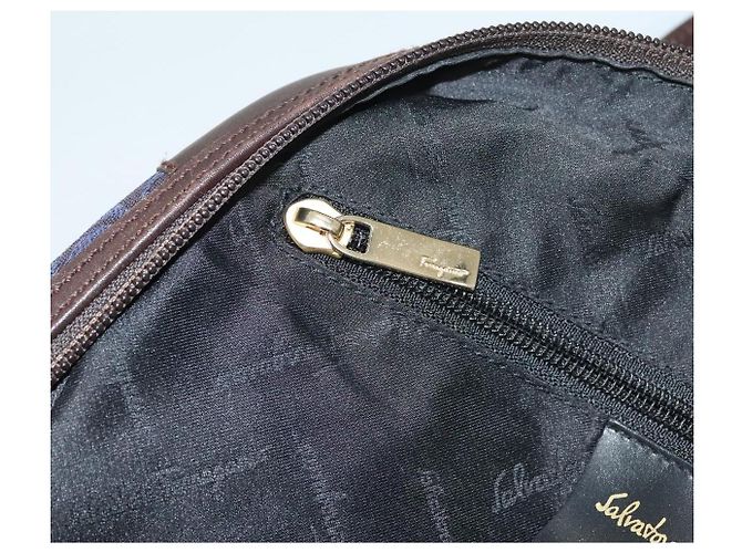 Borsa a mano Gancini in tela blu navy oro Auth BA3244 di Salvatore Ferragamo - vista 20