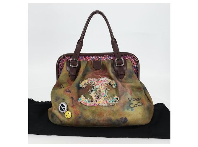 CHANEL Borsa a mano in tela e pelle ricamata graffiti khaki CC Auth 127134SM Cachi - vista 12