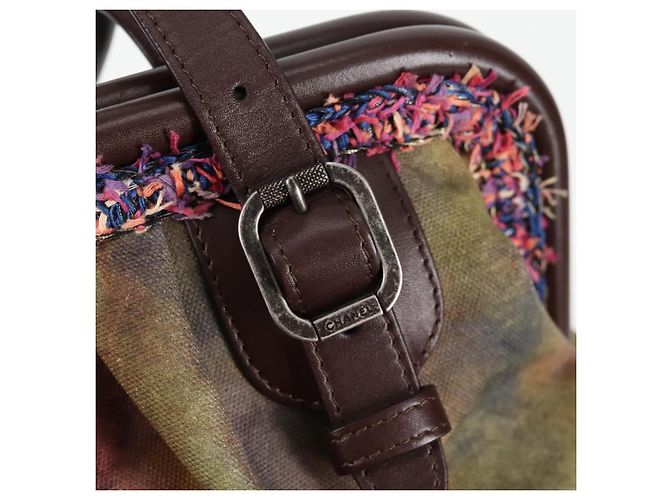 CHANEL Borsa a mano in tela e pelle ricamata graffiti khaki CC Auth 127134SM Cachi - vista 9