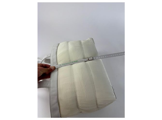 Vintage Issey Miyake Plissee Ledertasche weiß - Ansicht 11