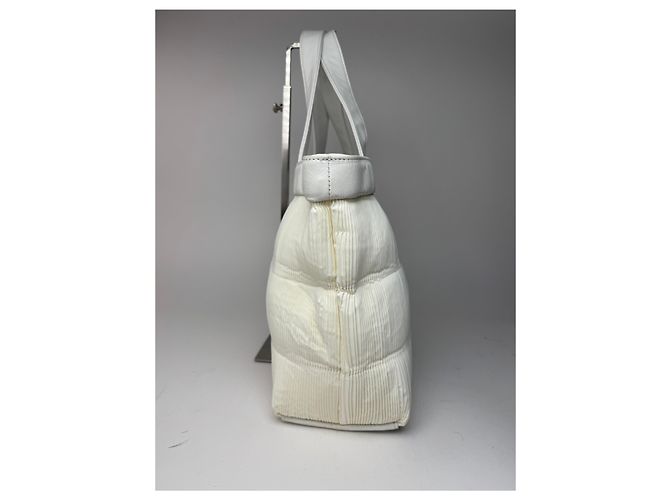 Vintage Issey Miyake Plissee Ledertasche weiß - Ansicht 3