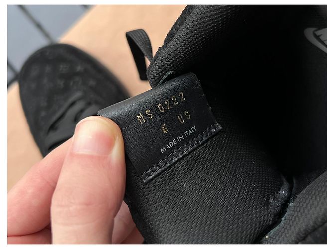 Louis Vuitton x Nike Air Force 1 Basso Nero - vista 7