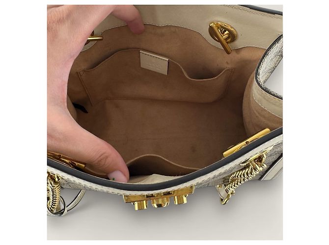 Borsa tote padlock GG supreme di Gucci Bianco - vista 9