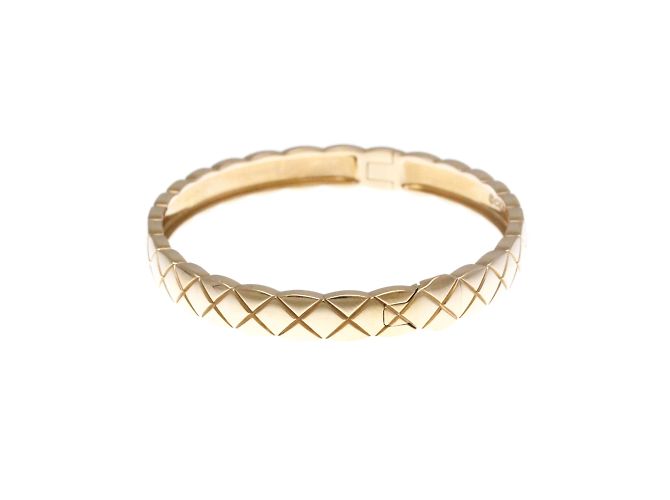 Bracciale charm Coco Crush di Chanel in oro rosa D'oro - vista 3