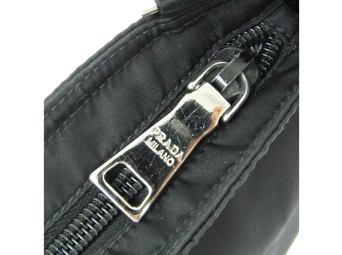 Borsa a spalla in nylon da donna Prada TESSUTO BT0741 Nero - vista 10