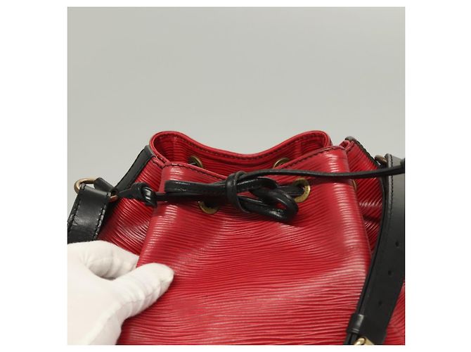 LOUIS VUITTON Epi Petit Noe Borsa a Spalla Rossa M44107 LV Auth BA3298 Rosso - vista 10