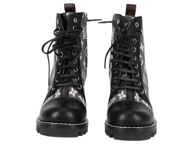 Botas gris LOUIS VUITTON Monogram Jaguar Star Trail Line Lace Up Auth 127740M Castaño - vista 13