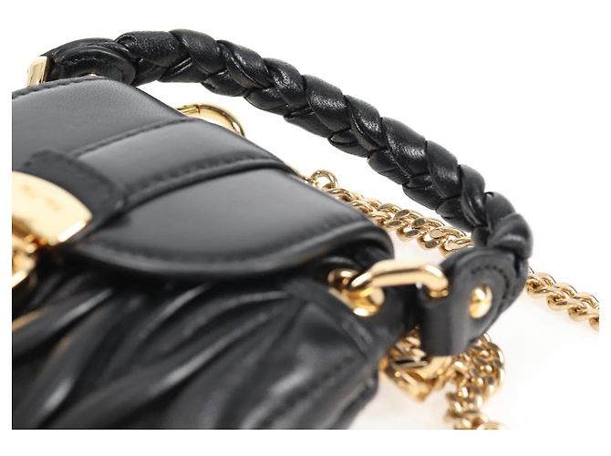 Borsa a spalla Miu Miu Matelassé Chain Pouch in pelle nera e oro Auth 128140SM Nero D'oro - vista 7