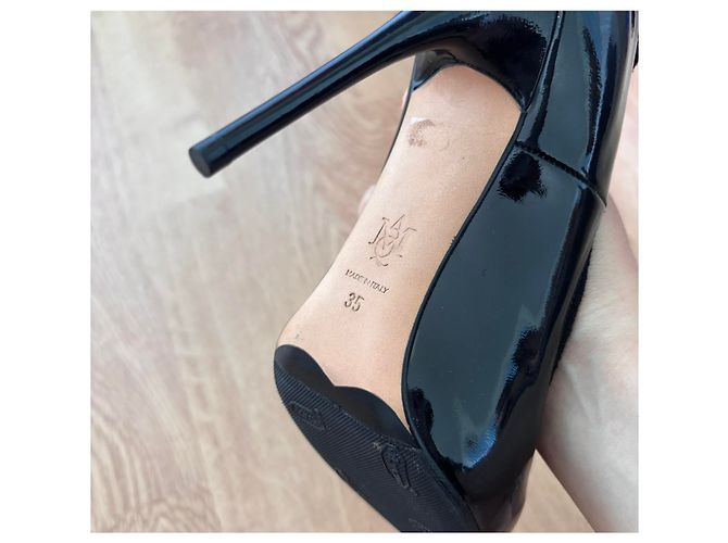 Schwarze Lacksocken-Pumps von Alexander McQueen - Ansicht 3
