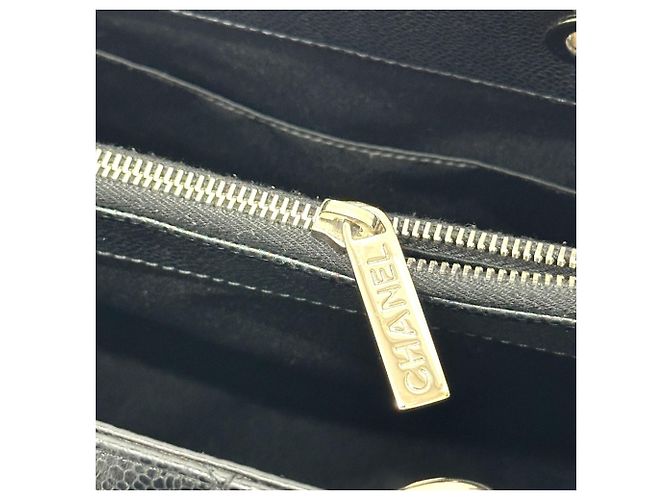 Chanel schwarze genarbte Kalbsleder-Tote - Ansicht 10