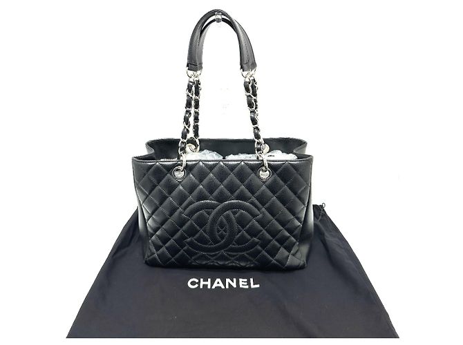 Chanel schwarze genarbte Kalbsleder-Tote - Ansicht 18