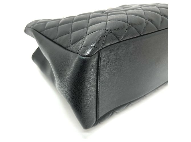 Chanel schwarze genarbte Kalbsleder-Tote - Ansicht 5
