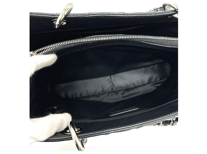 Chanel schwarze genarbte Kalbsleder-Tote - Ansicht 7