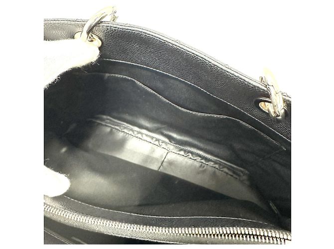 Chanel schwarze genarbte Kalbsleder-Tote - Ansicht 8