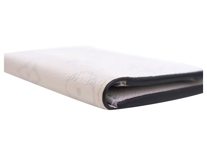 Louis Vuitton White Taigarama Pocket Organizer - view 6