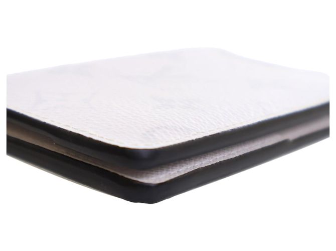 Louis Vuitton White Taigarama Pocket Organizer - view 7