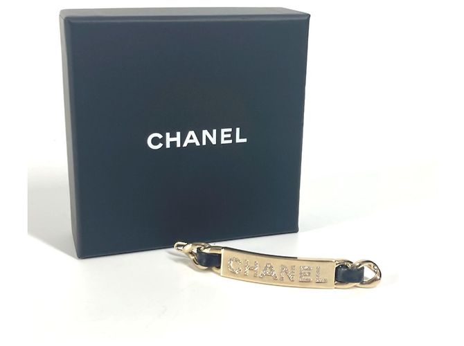 Fermaglio per capelli con strass logo Chanel B20B Nero D'oro - vista 14