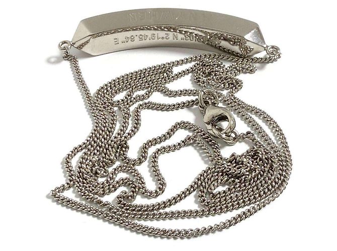 Collana lunga con pendente per uomini e donne Valentino - vista 4
