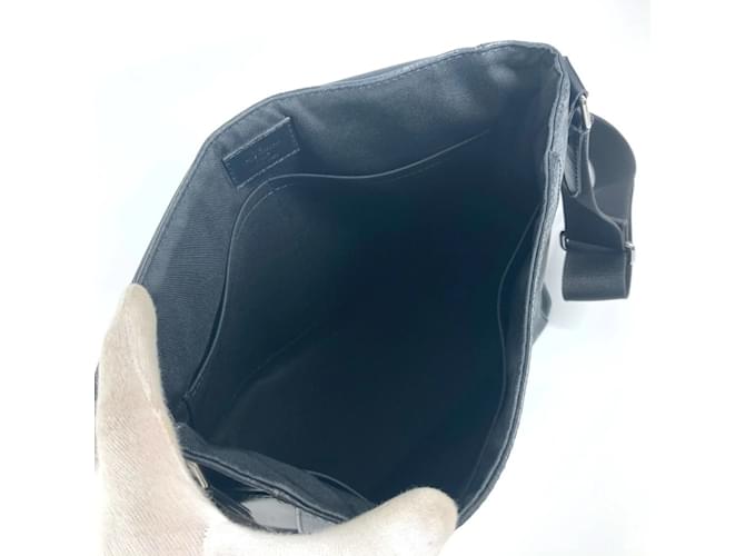 Bolso Messenger Explorer MM Monogram Eclipse Louis Vuitton Negro Monograma - vista 13