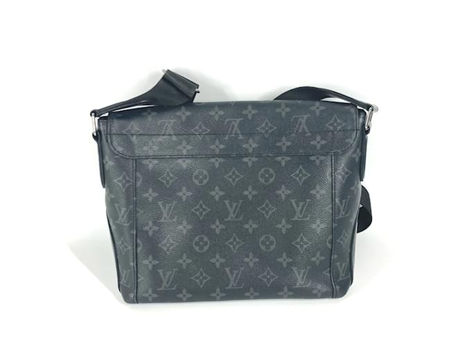 Bolso Messenger Explorer MM Monogram Eclipse Louis Vuitton Negro Monograma - vista 2