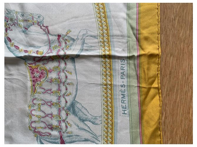Foulard Hermès Grand Apparato in seta multicolore - vista 3