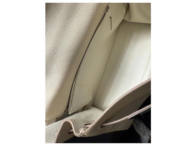 Hermès Kelly 32 Handtasche in der Farbe Craie Roh - Ansicht 19