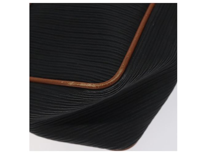 Borsa a spalla Salvatore Ferragamo in pelle PVC nera e oro Auth bs27289 Nero D'oro - vista 11