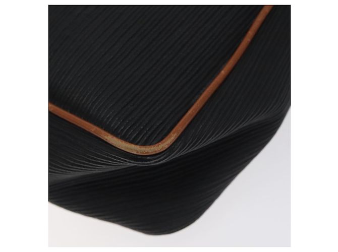 Borsa a spalla Salvatore Ferragamo in pelle PVC nera e oro Auth bs27289 Nero D'oro - vista 12