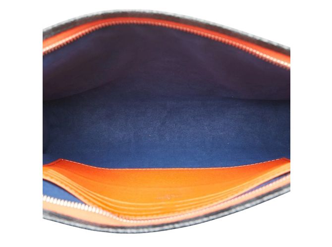 Pochette Voyage MM en cuir Epi Damier Graphite de Louis Vuitton Noir Bleu Marine - vue 4