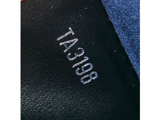 Pochette Voyage MM en cuir Epi Damier Graphite de Louis Vuitton Noir Bleu Marine - vue 6