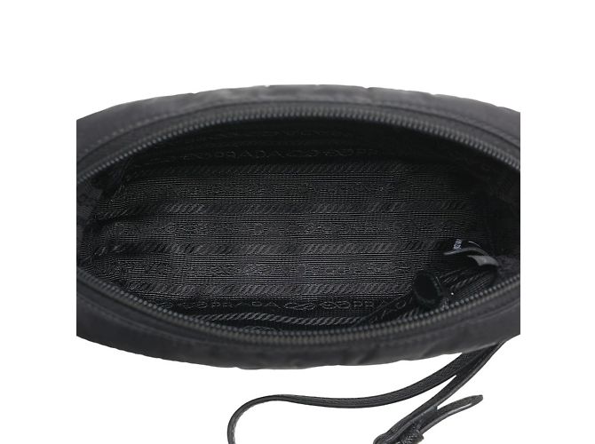 Bolso Triángulo Logo Re-Nylon de Prada Vera Negro - vista 8