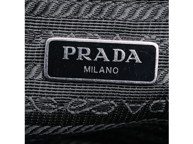 Bolso Triángulo Logo Re-Nylon de Prada Vera Negro - vista 9
