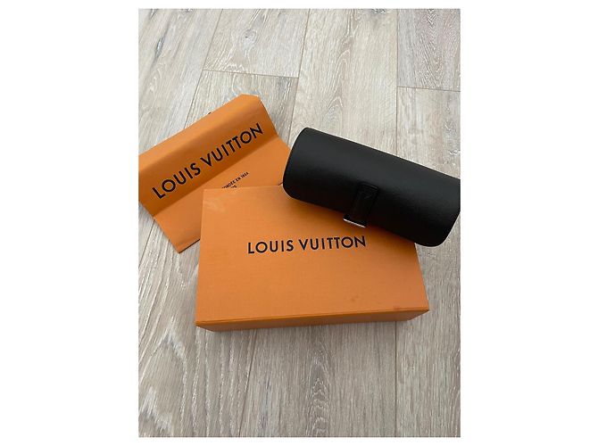 Louis Vuitton – Astuccio da viaggio per 3 orologi in pelle nera Nero - vista 8