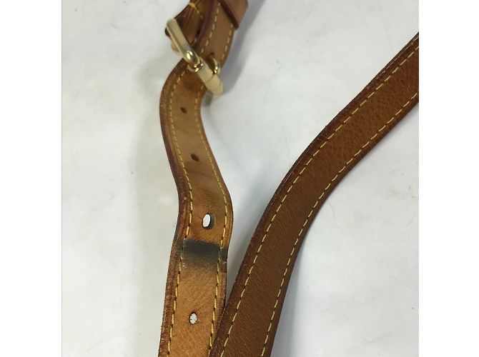 Borsa a Spalla Menilmontant PM Monogramma Louis Vuitton Marrone - vista 12