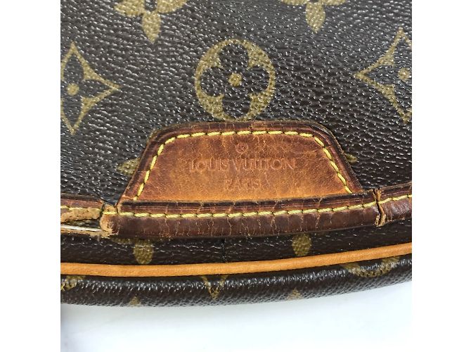 Borsa a Spalla Menilmontant PM Monogramma Louis Vuitton Marrone - vista 16