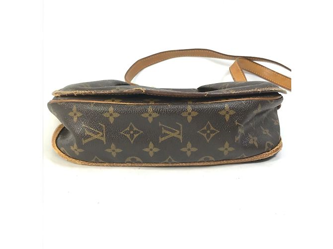 Borsa a Spalla Menilmontant PM Monogramma Louis Vuitton Marrone - vista 5