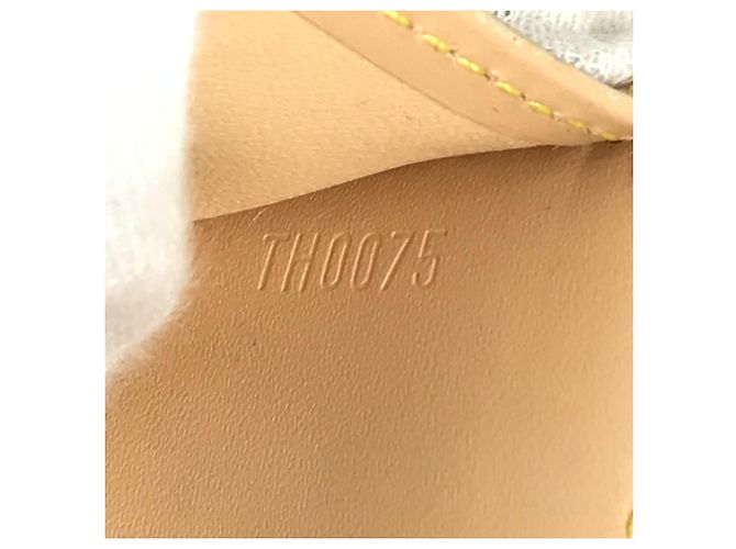 Portafoglio pieghevole tri-fold Monogram Multicolor Louis Vuitton Nero - vista 17