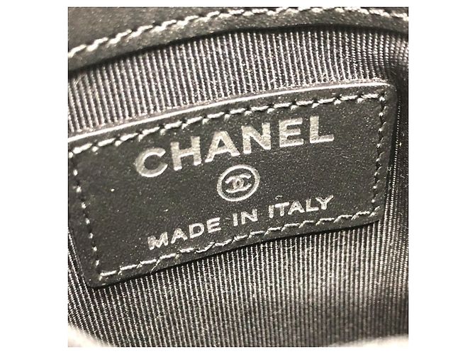 Borsa a spalla Chanel Coco Mark Pouch con catena Nero - vista 8