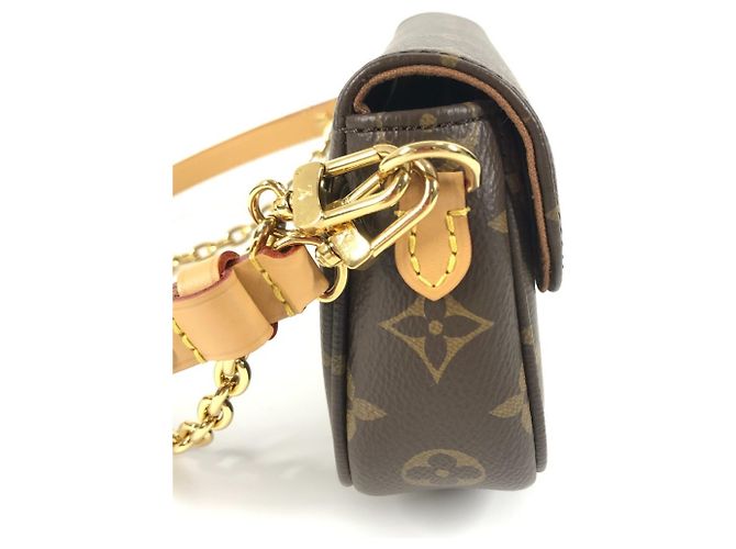 Borsa Clutch Ivy Monogram Wallet on Chain Louis Vuitton Marrone - vista 3