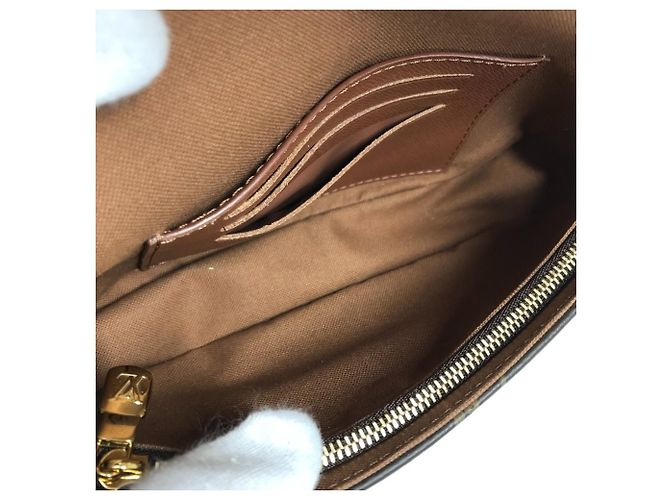 Borsa Clutch Ivy Monogram Wallet on Chain Louis Vuitton Marrone - vista 9