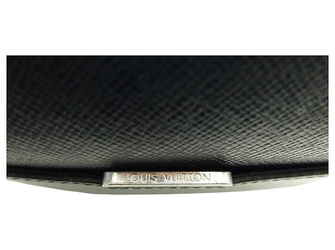BORSA MESSENGER LOUIS VUITTON ANTON PM M34409 IN PELLE TAIGA Blu - vista 7