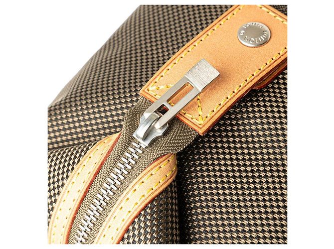 Pochete Louis Vuitton Trusse Albatros Damier Geant Verde - vista 5