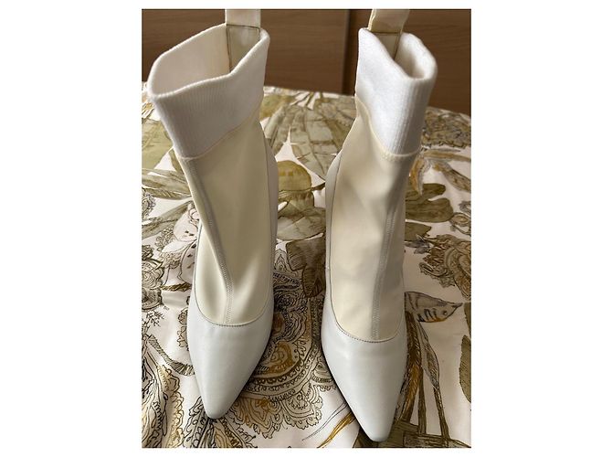 Botines Jimmy Choo de piel blanca tacón 8,5 cm Blanco - vista 6