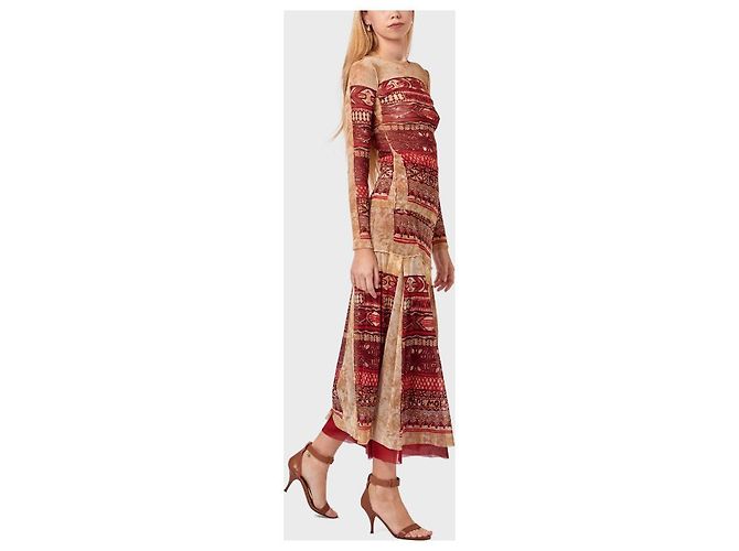 Conjunto Jean Paul Gaultier, modelo Red Trail Roja Beige - vista 2