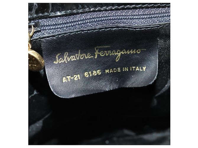 Zaino Salvatore Ferragamo in tela verniciata nera e oro Auth BA3113 - vista 12