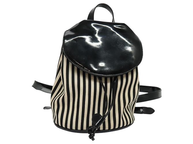 Zaino Salvatore Ferragamo in tela verniciata nera e oro Auth BA3113 - vista 13