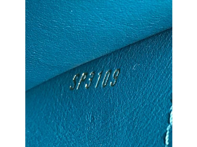Borsa Mila MM di Louis Vuitton Blu - vista 17