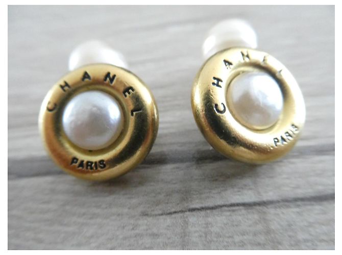 Chanel paio di gemelli per donna in acciaio dorato e perla, VINTAGE Gold hardware - vista 2